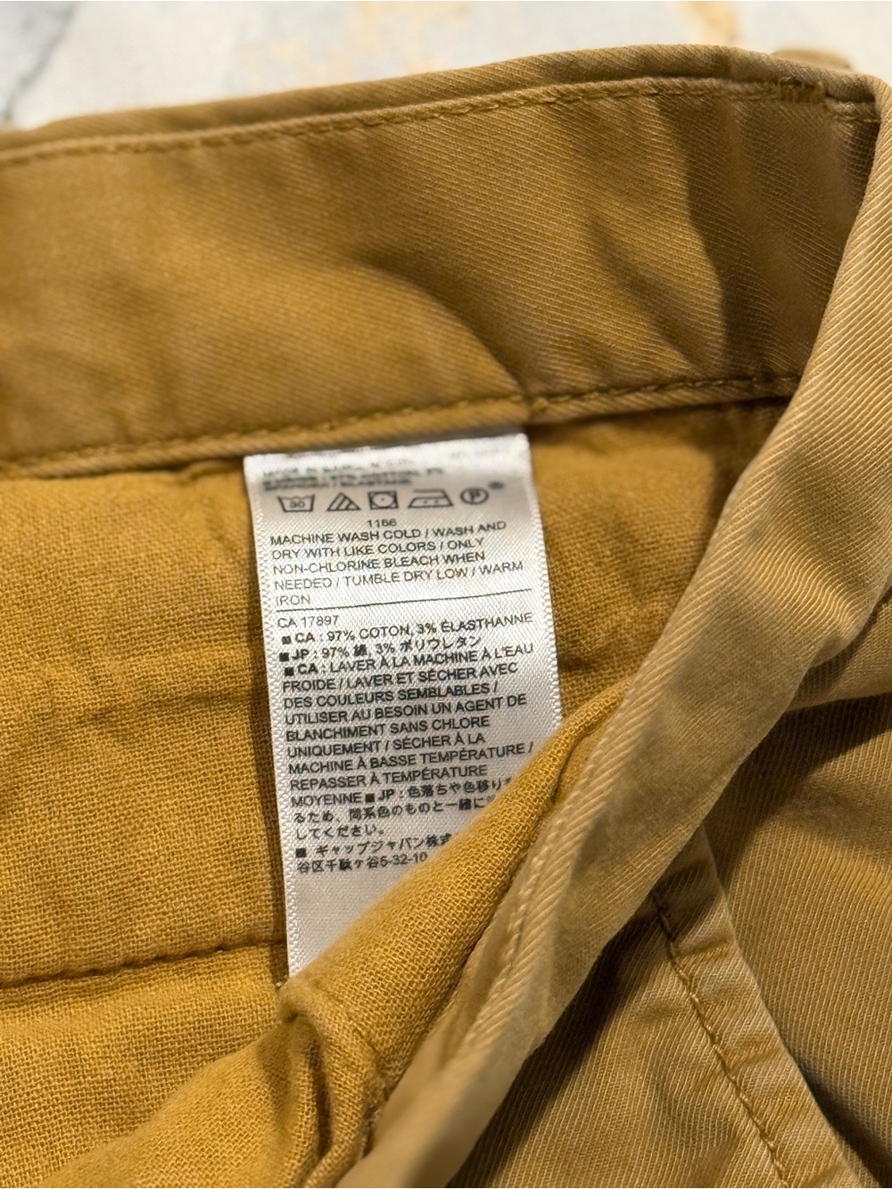 Men’s Banana Republic Tan Chino Pants
